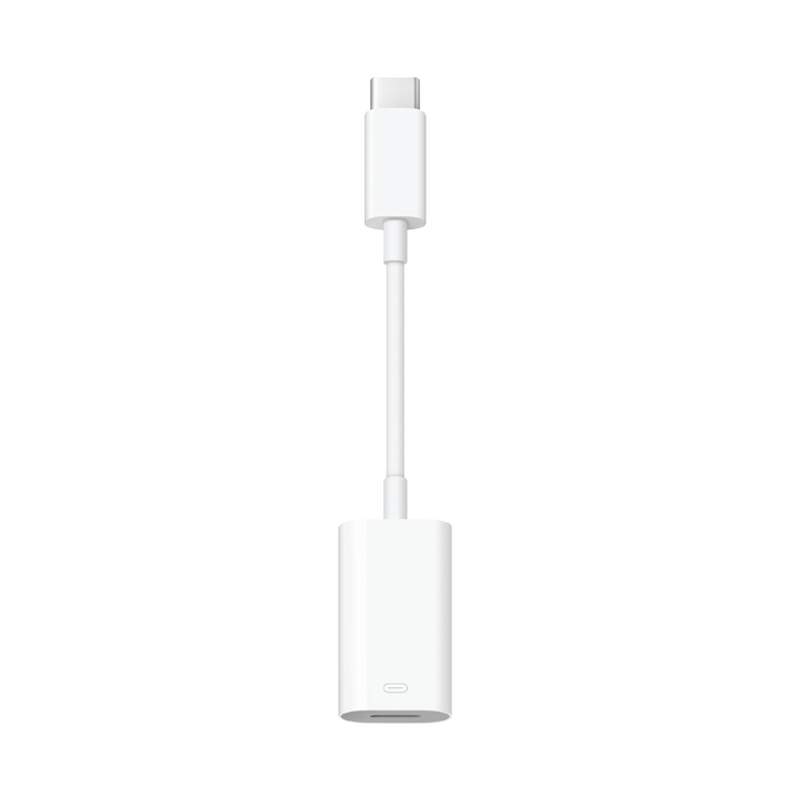 BAZIC GOCHARGE, C-LIGHTNING ADAPTER FOR POWER AND DATA TRANSFER. SUPPORTS CARPLAY - WHITE