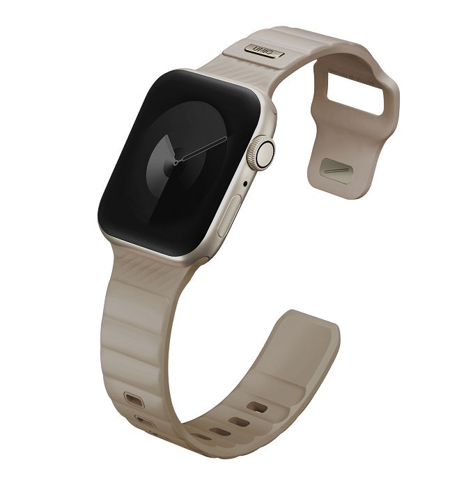 UNIQ STRIDE FKM RUBBER APPLE WATCH STRAP 41/40/38MM - PALE KHAKI (PALE KHAKI)