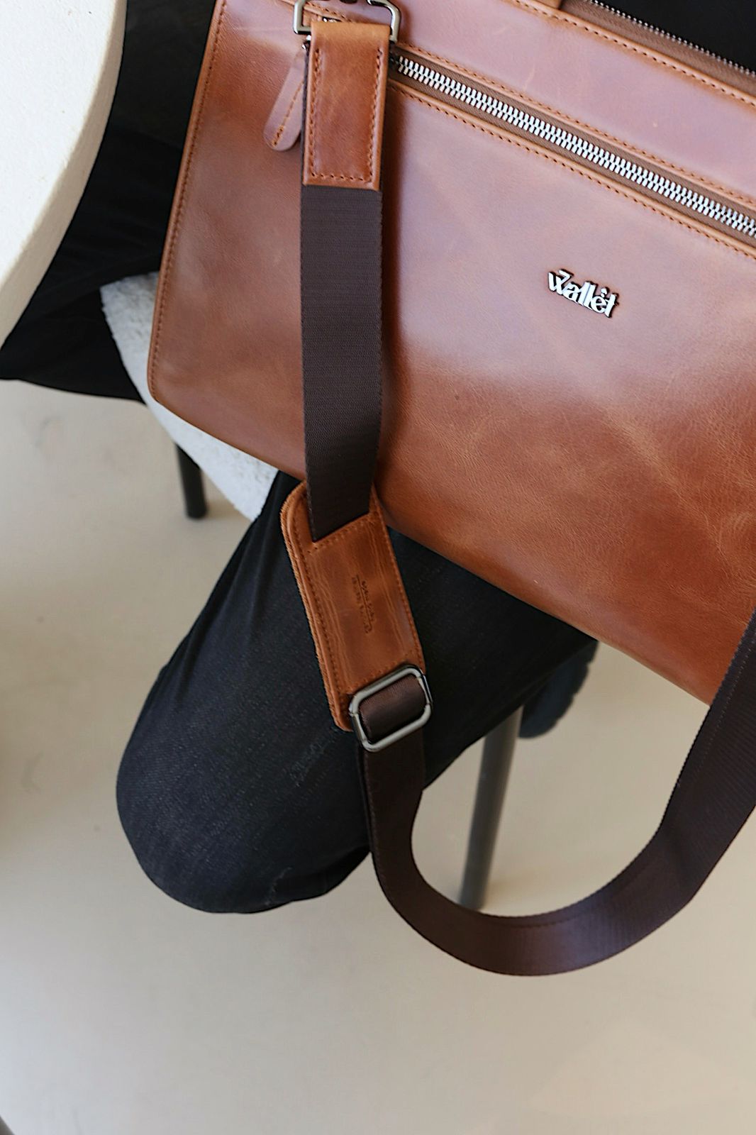 7 Wallet 14 inch GENUINE  LEATHER LAPTOP BAG BROWN