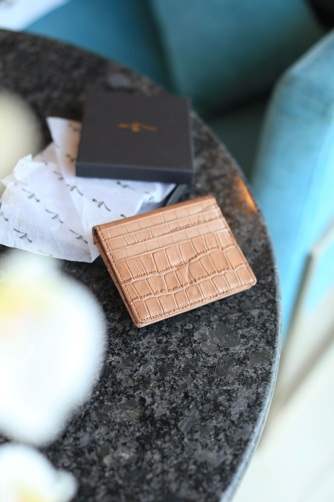 7 WALLET CROAC LEATHER CARD WALLET - BROWN