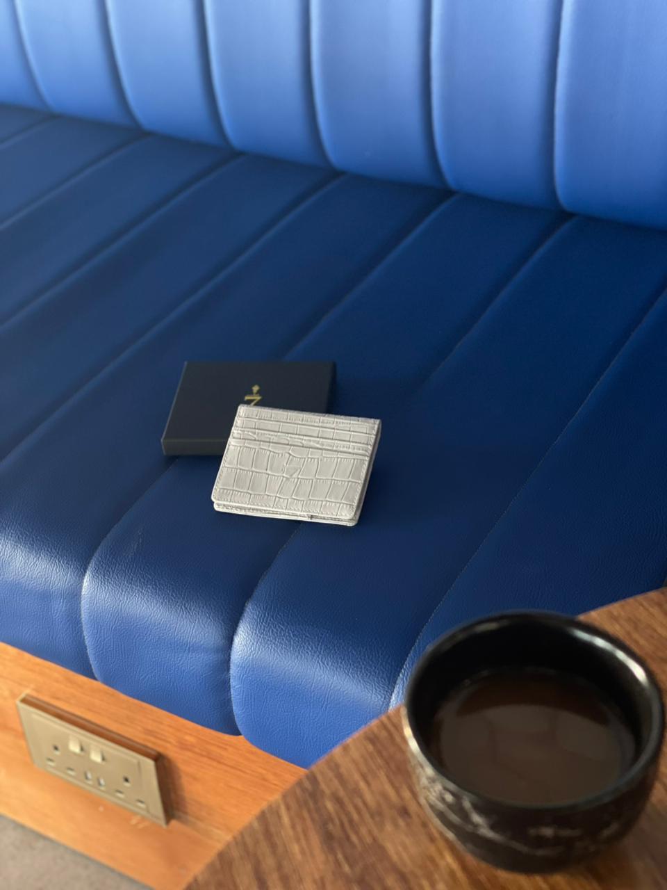 7 WALLET CROAC LEATHER CARD WALLET -WHITE