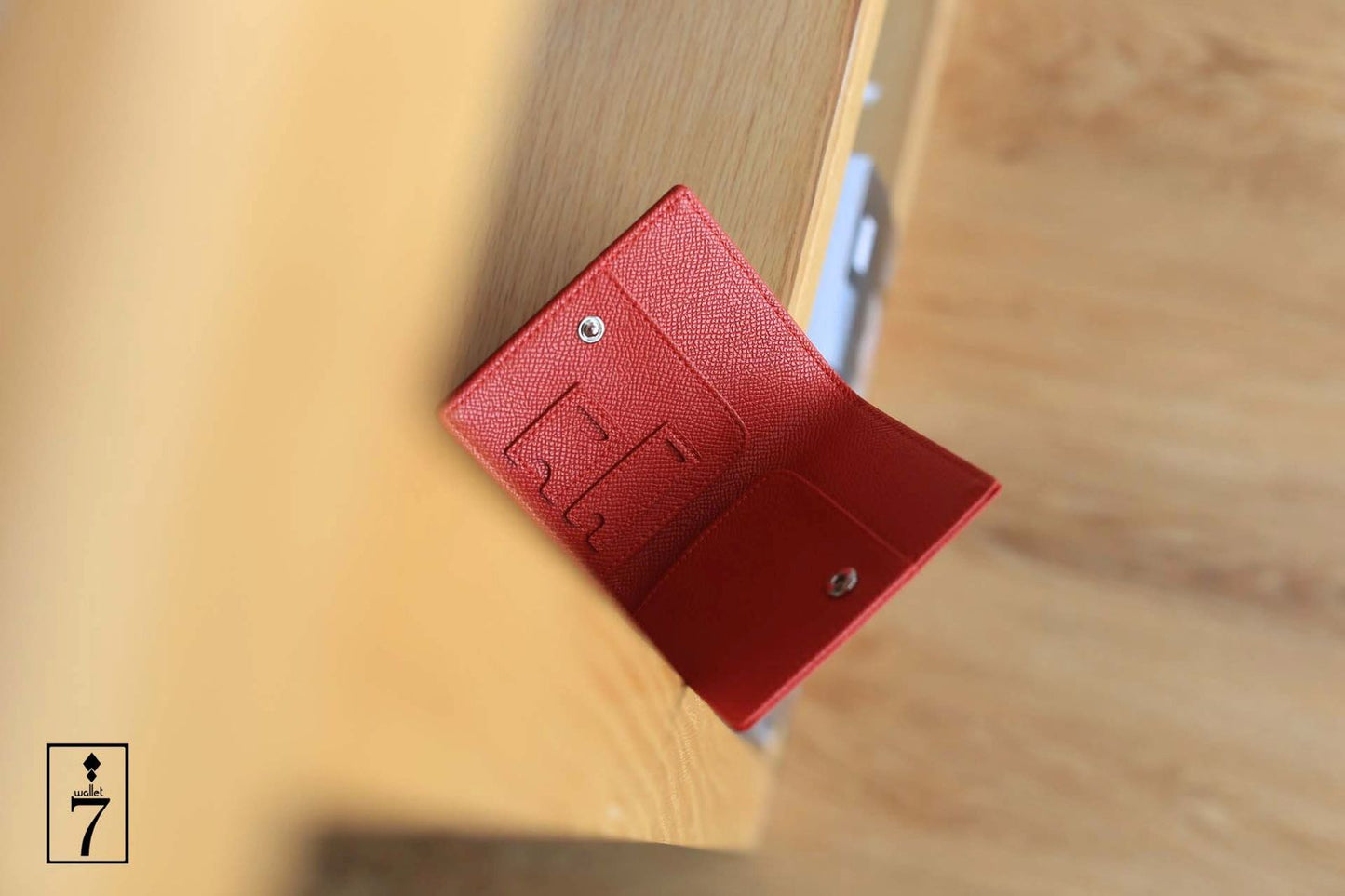 7 WALLET GRAIN TEXTURE RED/BLACK