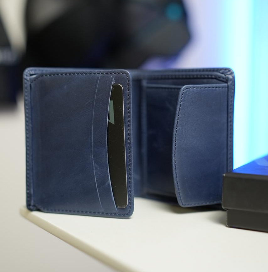 7 WALLET TIGUAN CRAZY DARK BLUE